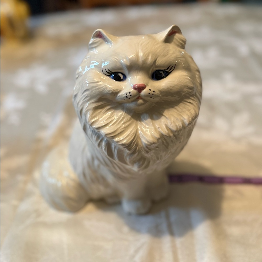 Vintage White Ceramic Cat Figurine